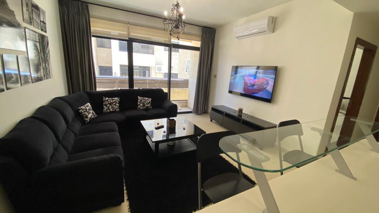 Dair Ghbar Apartment Amman Ngoại thất bức ảnh