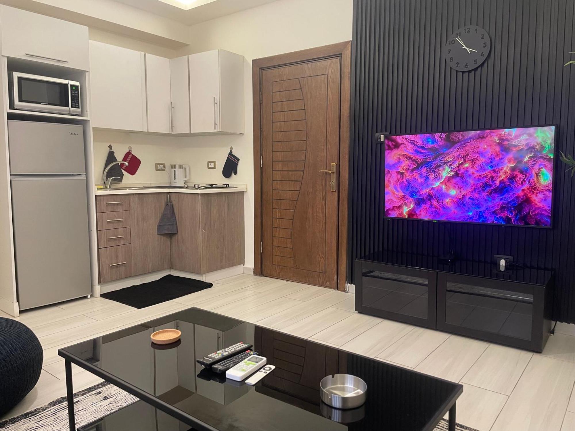 Dair Ghbar Apartment Amman Phòng bức ảnh