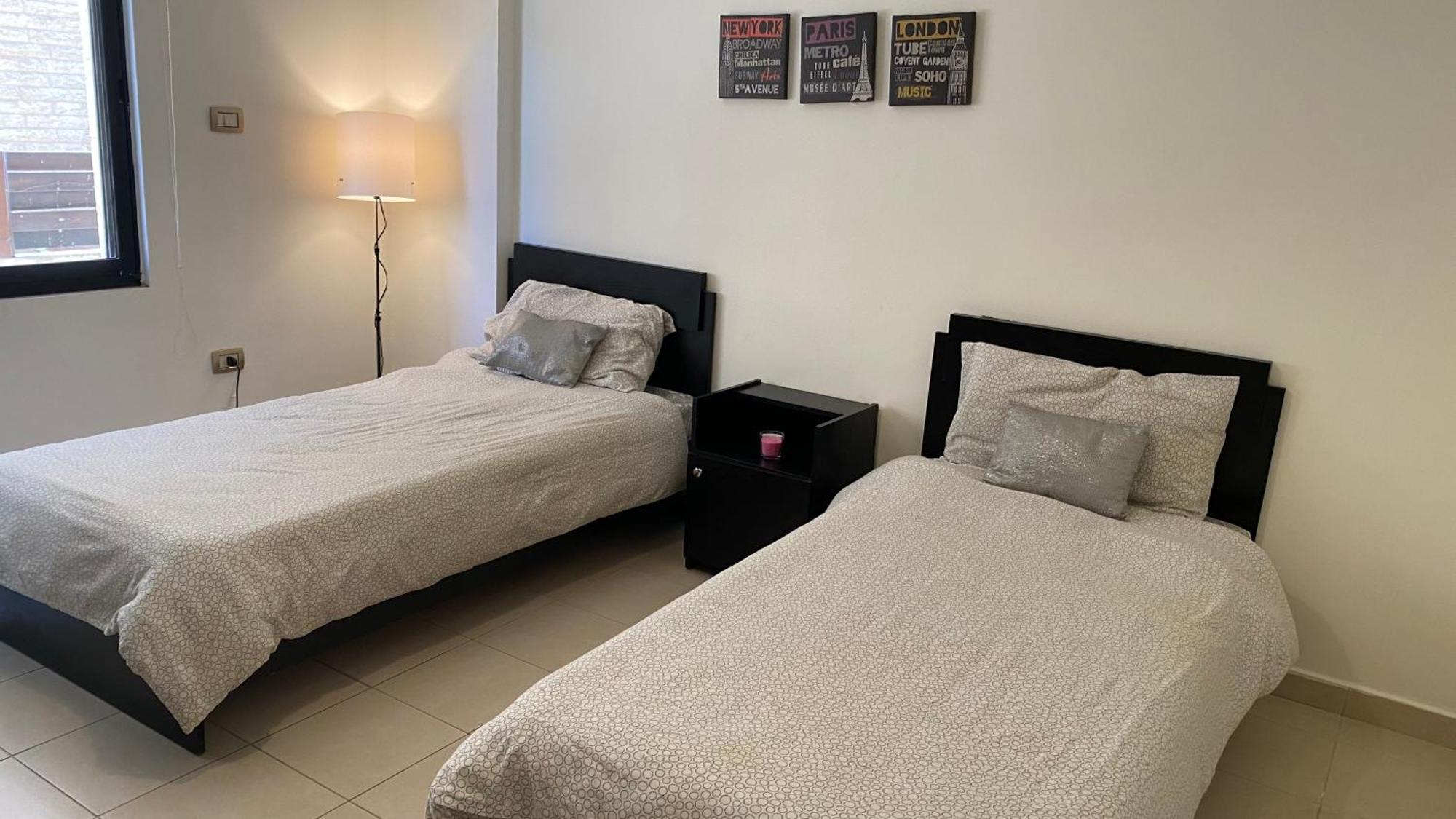 Dair Ghbar Apartment Amman Phòng bức ảnh